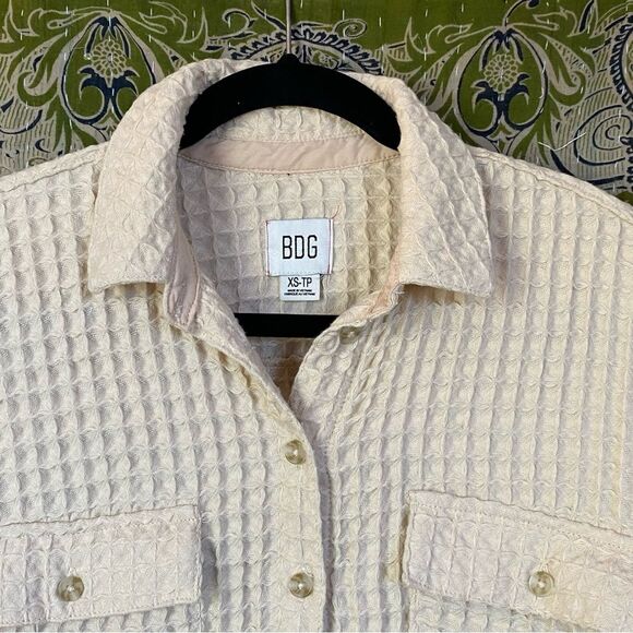 BDG Cream Stanley Waffle Knit Button-Down Shirt Size Extra Small - Picture 3 of 16